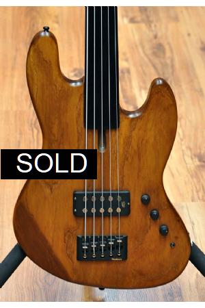 Moses Graphite Custom Fretless 5 Moses Graphite Custom Fretless 5